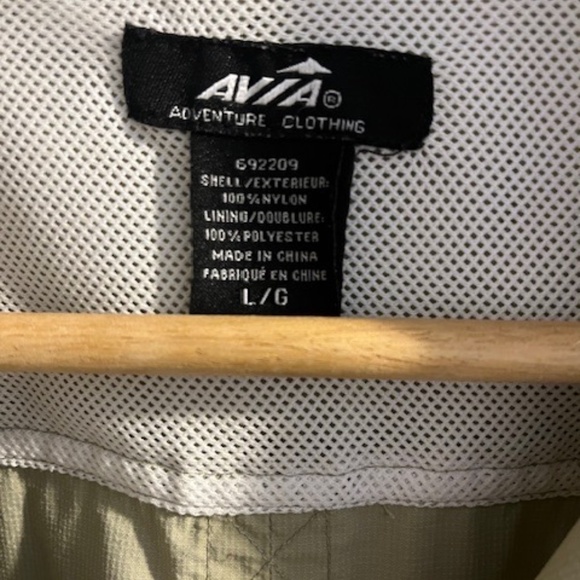 Avia Short Sleeve Mens Travel Shirt - Picture 2 of 4